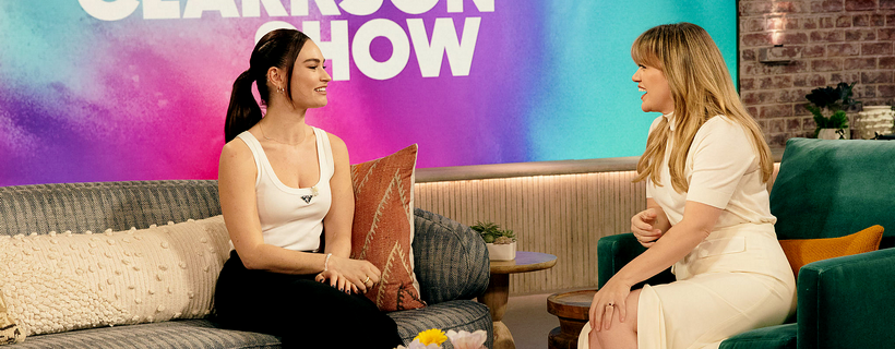 Lily James au The Kelly Clarkson Show